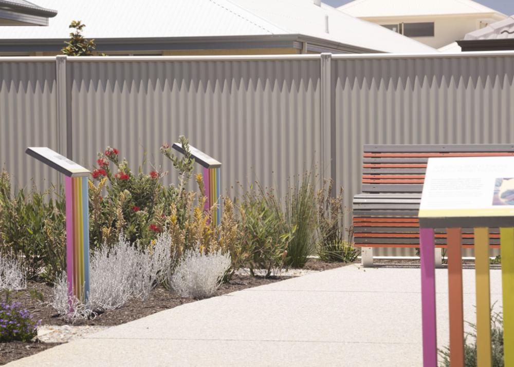 CUSTOMSCREEN® fencing