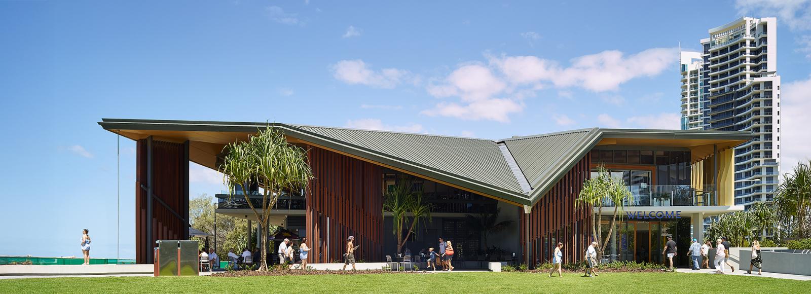 Modern coastal building featuring low-pitched LYSAGHT KLIP-LOK® roofing at Kurrawa Surf Life Saving Club, Queensland