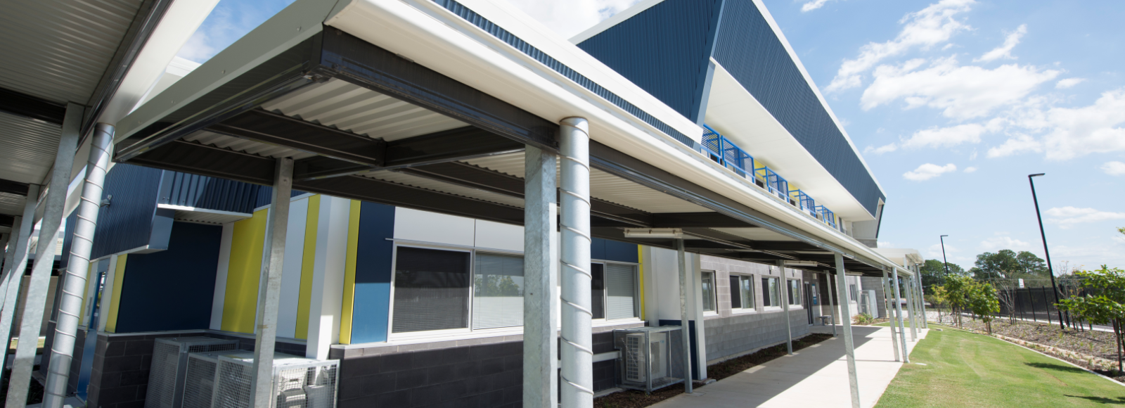 Mansfield school gets first class walkway solution from LYSAGHT