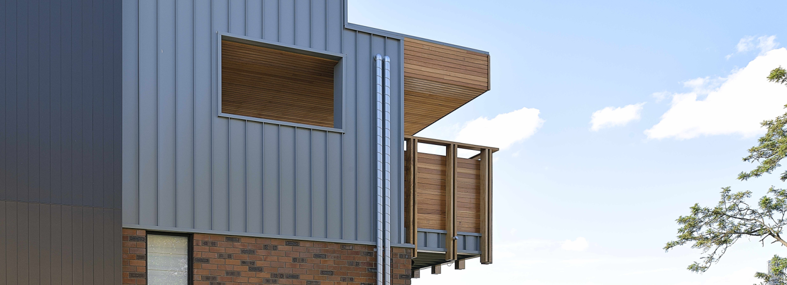 Paddington house with Lysaght Enseam Cladding