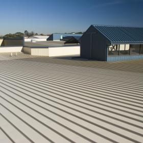 Shopping centre with KLIP-LOK steel roofing manufactured from COLORBOND steel in colour Classic Cream