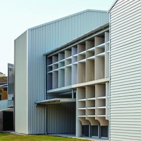 School with WEATHERLINE steel walling manufactured from COLORBOND steel in colour Surfmist