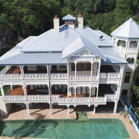 Nareke Manor Highgate Hill with zenith baroque roofing in zincalume finish