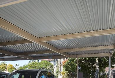 Skillion carport using SPANDEK®