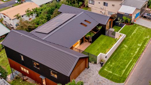 Naya Haus aerial shot of Lysaght ENSEAM roofing for Australia ByDesign