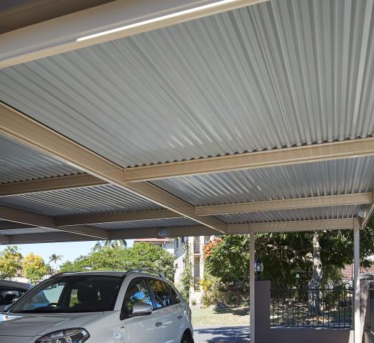 Skillion carport using SPANDEK®