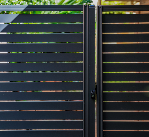 Lysaght SLATSCREEN Fencing