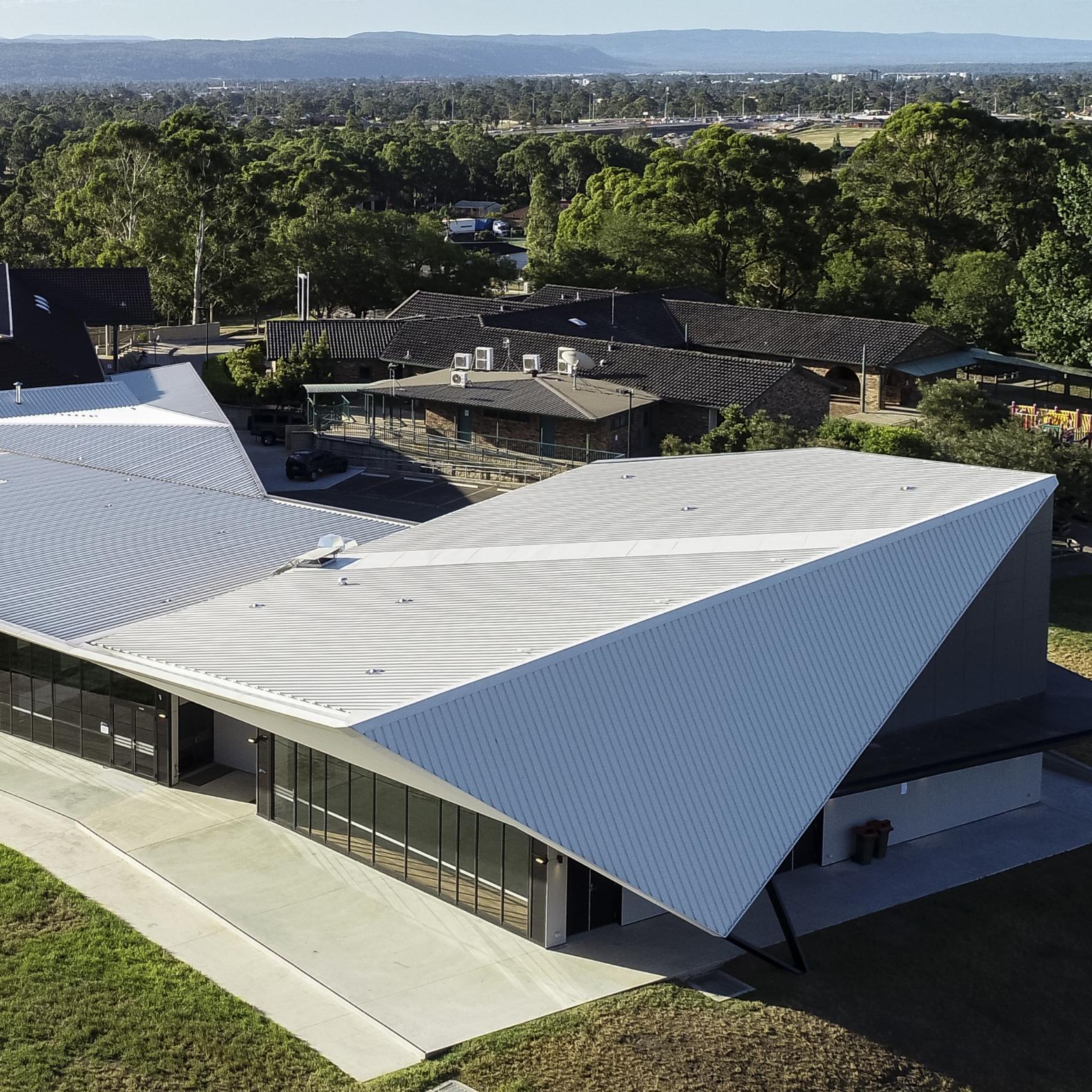 School with KLIP-LOK steel roofing manufactured from COLORBOND steel in colour Surfmist