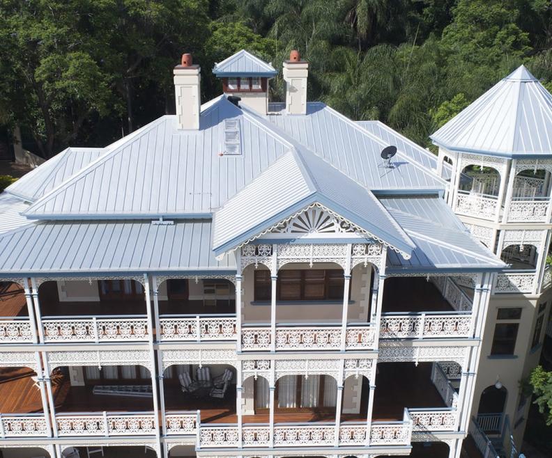 Nareke Manor Highgate Hill with zenith baroque roofing in zincalume finish