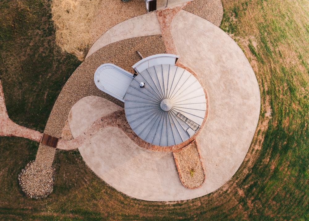 The Silos Accomodation Named Sustainable Design Winner at the 2025 Lysaght Inspirations Design Awards