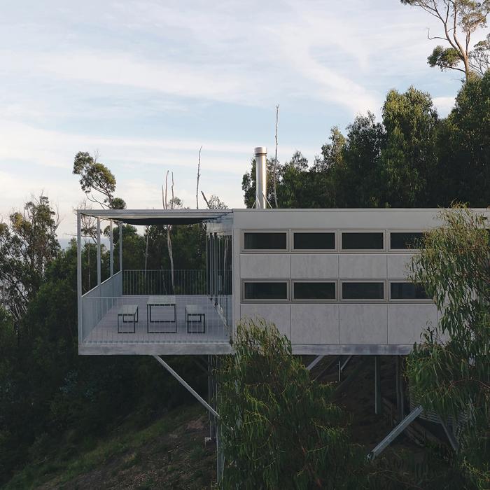 Flat roof designs with Lysaght