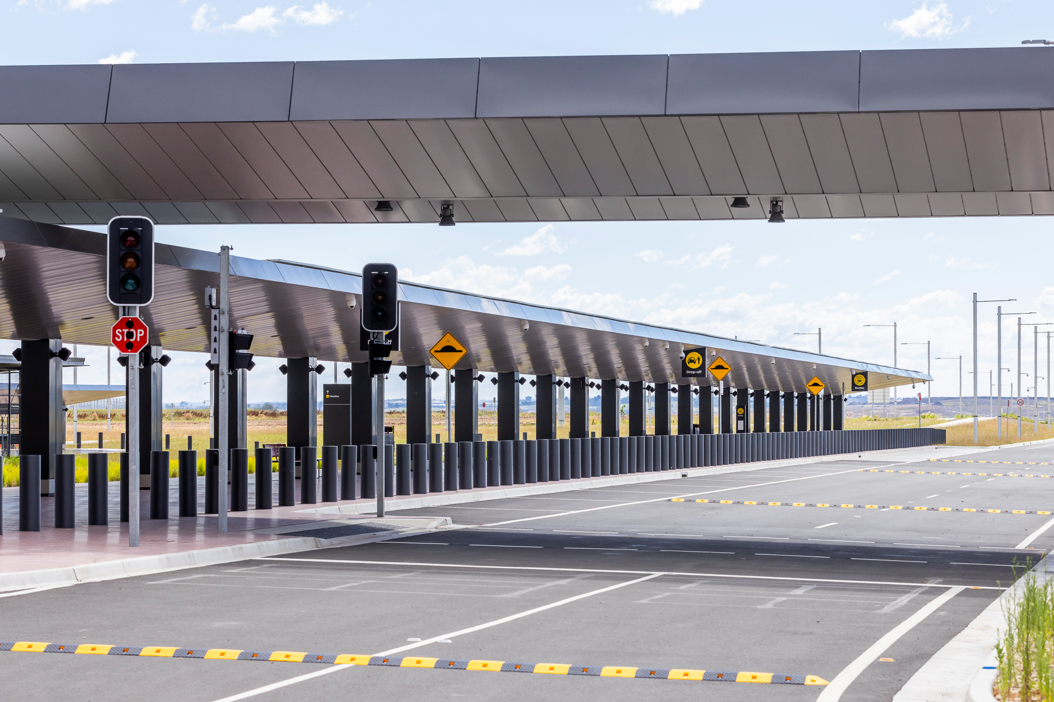 Western Sydney Airport with Lysaght Horizon panels