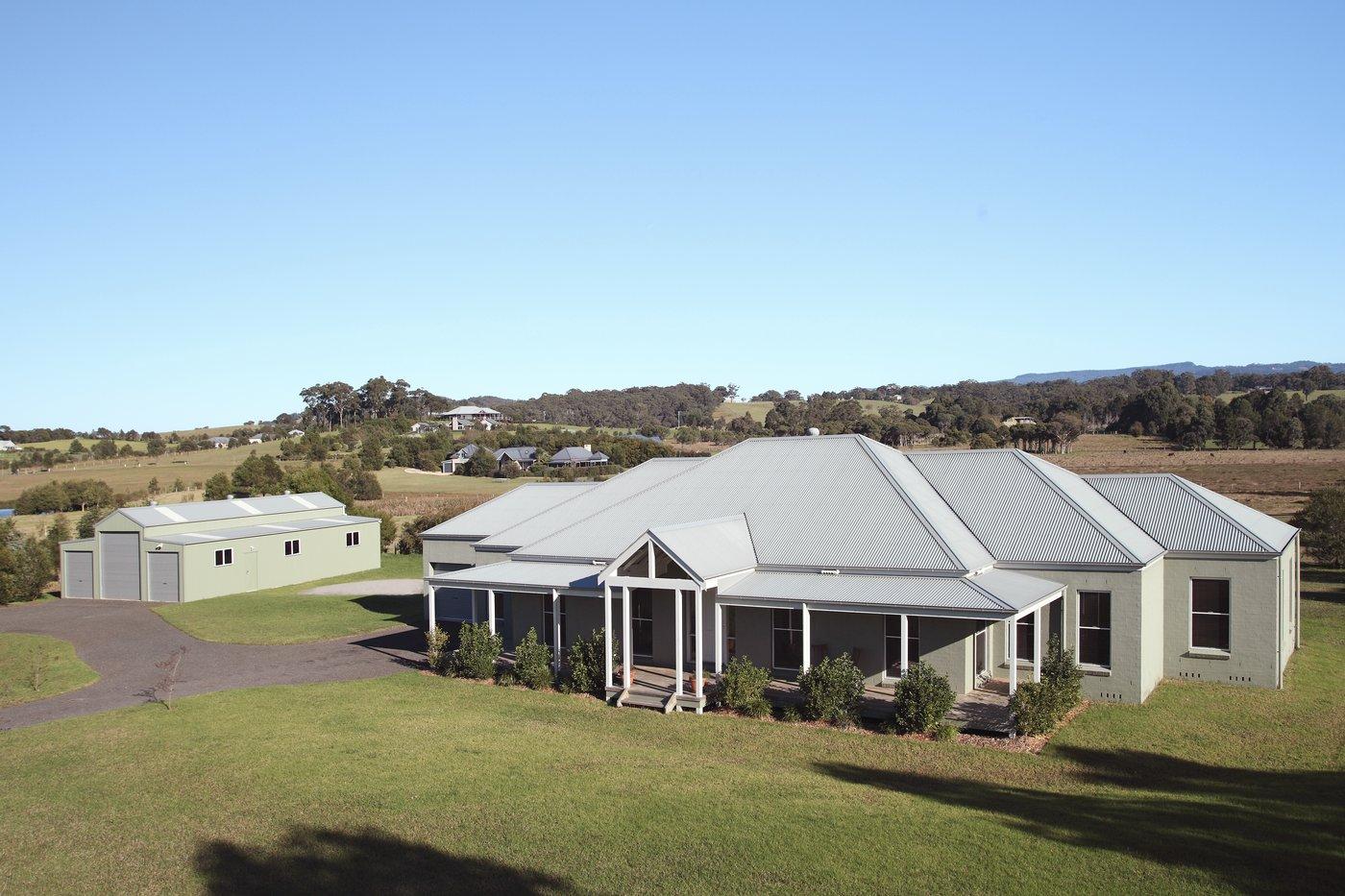 Farm house with LYSAGHT® roof