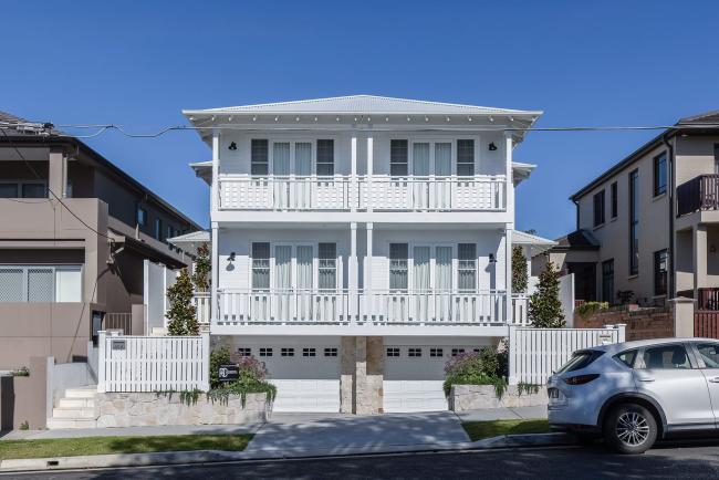 Maroubra Hamptons Home with custom orb roofing