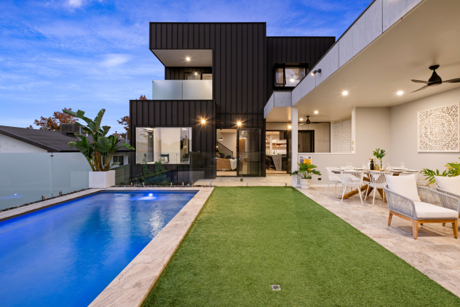 615 Read Place Albury 