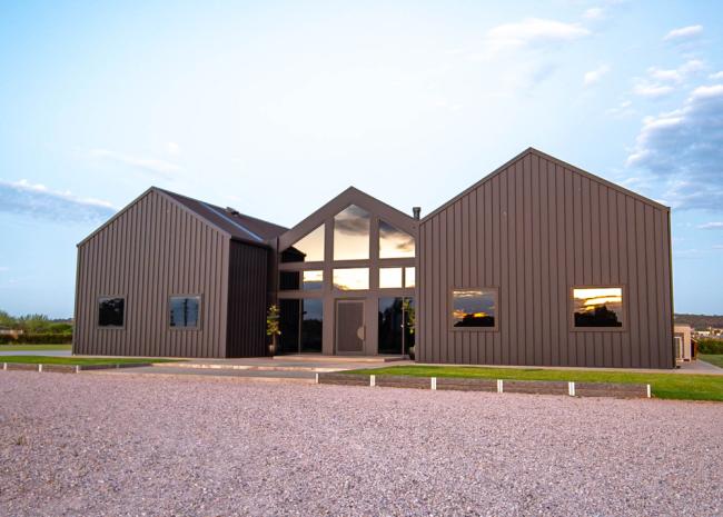 La Grande Casa Nero Winner of Peoples Choice Awards 2025 